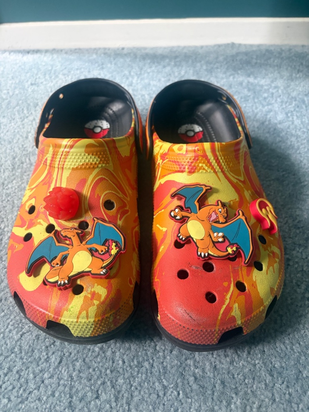 CROCS Men’s Charizard Clog 10
